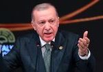 Erdogan chce navrhnut Putinovi a Trumpovi stretnutie v Istanbule
