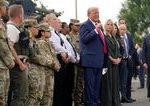 Donald Trump vo Washingtone navstivil policajtov no nesiel s nimi do ulic