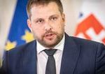 Najvacsia kauza tejto vlady Prva hlava padla
