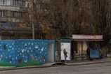 Pocas ruskych nocnych utokov na Cherson zomrel clovek