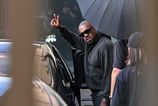 Priznal sa k incestu a plateni kampane Muska Kto je Kanye West