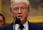 Trump nariadil presun dvoch jadrovych ponoriek k Rusku