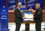 Laureatom ceny Vaclava Havla sa stal ukrajinsky novinar Maksym Butkevyc