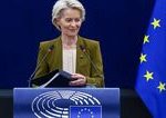Ursula Von der Leyenova neuvazuje o kandidature v Nemecku