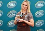 Najlepsia baristka Shell na svete pripravuje kavu v Leviciach