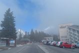 Slovensko caka hmlista sobota Na horach teplejsie v noci mraz