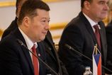 Opozicne strany ziadaju odvolanie predsedu parlamentu Tomia Okamuru