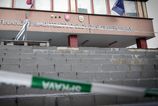 Poplach na Finannej sprve Budovu evakuovali pre vyhr ky prezidentovi Kissovi a jeho rodine