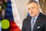 Robert Fico utrpel debakel pri ktorej si s mamou Michala Simecku len tazko vystaci