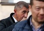 Za amoralne konanie Babisa a Okamuru mozu aj Fiala ci Rakusanan komentar Zola Mikesa