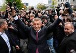 Andrej Babis a spol sa vyfarbili uz po necelych 3 mesiacoch Najdrahsi slib odlozili do skrine