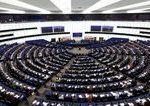 Europarlament schvalil mandat na rokovania o zruseni vacsiny ciel medzi EU a USA