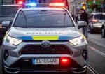 Policia patra po pachatelovi lupeze so zbranou v zalozni v Bratislave