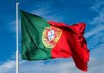 Povedali im nech hladaju hracku a usli Portugalska policia vypatrala par ktory nechal malych chlapcov s previazanymi ocami v lese