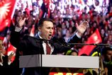 Viktor Orban skryval este vacsiu rybu ako polsky minister ktory usiel do USA