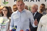 Volby 2026 Roman Malatinec kandiduje za huliakovcov Utoi na upana Luntera ktory mu ete nedavno robil zastupcu