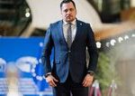 Ficovi ludia zneuzivaju eurofondy podla ceskeho poslanca nam ich uz na jesen mozu zastavit tyzden vo svetovych mediach