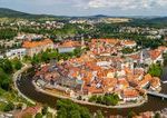 Juhocesky unikat bez letnych davov Zaite Cesky Krumlov plny umenia splavov a skrytych zakuti