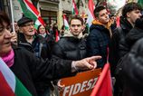 Viktor Orban priznava tazku porazku Fideszu no vzdat sa odmieta