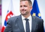 Horucavy nie su novinkou nove su len vyhovorky ministrov vlady Roberta Fica nazor Veroniky Cifrovej Ostrihoovej