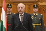 madarsky prezident vaha s podpisanim ustavnej novely menit sa budu pravidla pre sudcov aj hlavu statu