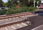 Cyklista presiel cez spustene zavory zachytil ho vlak