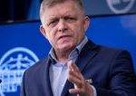 Fico odmieta vylucenie Spanska zo Schengenu Slovensko ponuka pomoc s policajtmi a techniko na hranicach