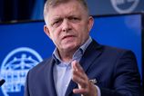 Fico odmieta vylucenie Spanska zo Schengenu Slovensko ponuka pomoc s policajtmi a techniko na hranicach