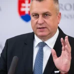 Andrej Danko hrozí Robertovi Ficovi: Ak Taraba neskončí, odvolám ho s kýmkoľvek