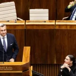 Danko sa teší na Tarabovu politickú stranu, minister mu pripomenul semafor