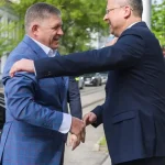 Fico zatiahne do svojej najväčšej „brindy“ aj Michala Šimečku. Prípadne niekoho ďalšieho
