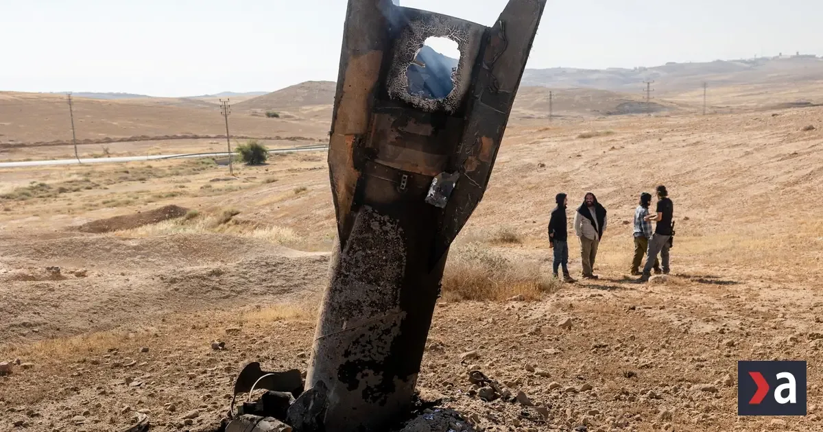 Irán varuje pred útokmi na energetické ciele v regióne. Bez predaja ropy nebude nič