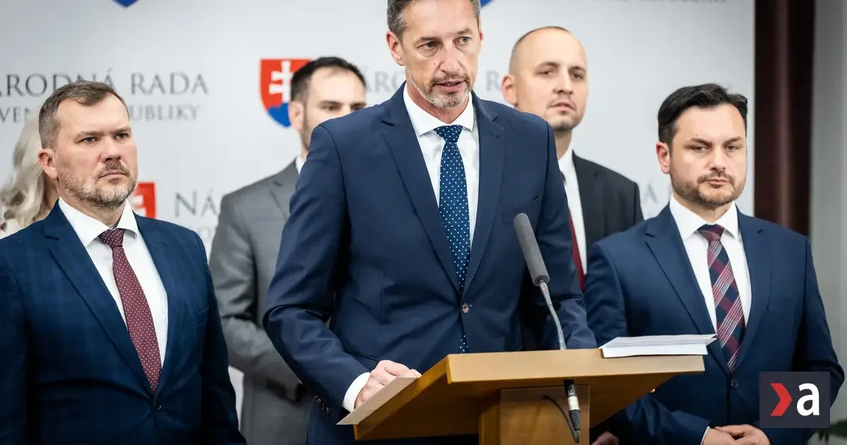 KDH predstavilo kandidátov na primátorov a starostov pred októbrovými voľbami