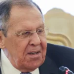 Lavrov: Rusko vojnu na Ukrajine nepozastaví