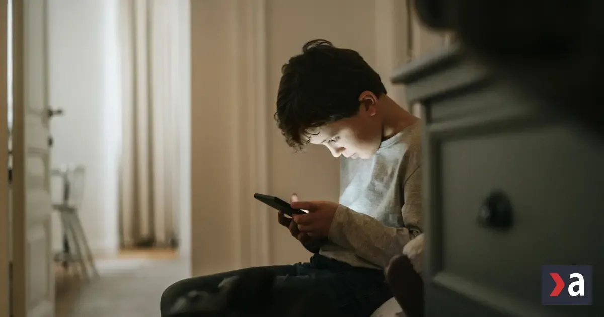 Nebezpečné sociálne siete: Deti pred nimi ochránime. Čo prinesie nový zákon?