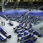 Nemecko zaviedlo dočasné zníženie daní z benzínu a nafty