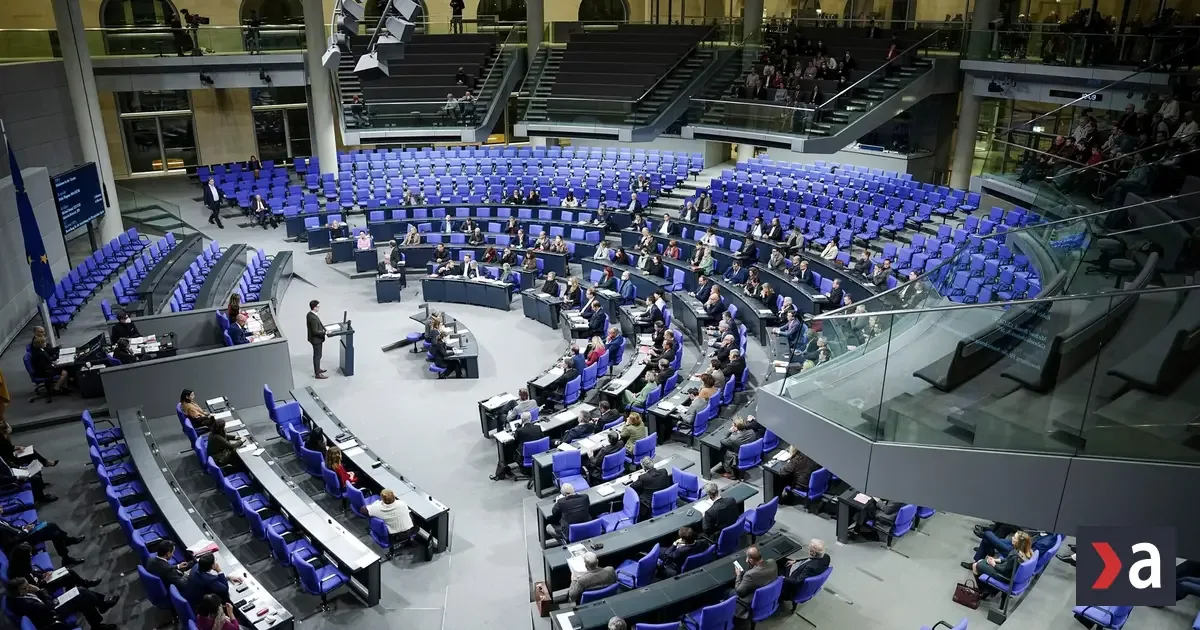 Nemecko zaviedlo dočasné zníženie daní z benzínu a nafty