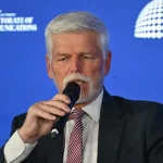 Pavel odpovedal Ficovi: Mier sa dosahuje ochotou brániť sa, nie rečami