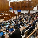 Poslanci otvoria schôdzu parlamentu, Šutaj Eštok ohlási pomoc s azbestom