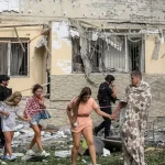 Ruské drony útočili tesne pri hraniciach s Poľskom, zásah kamiónu aj vlaku na trase Kyjev