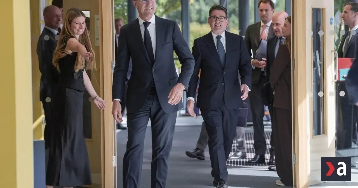 Rutte obvinil Rusko z hybridných útokov, chce oslabiť našu podporu Ukrajiny