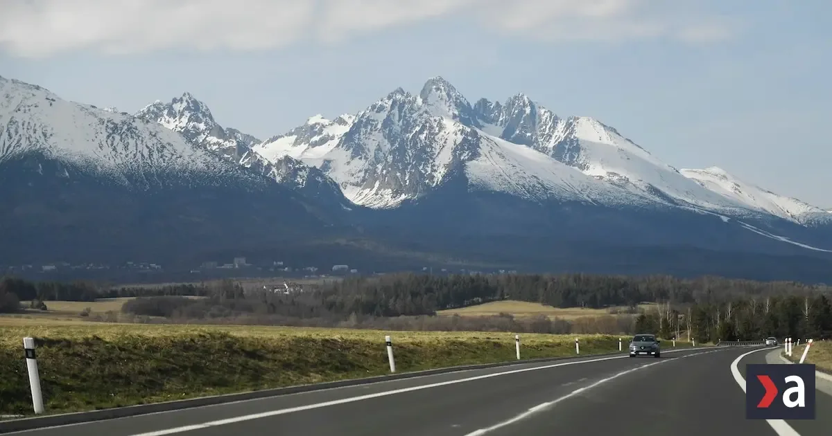 Sneh zasype horské štíty. Aké počasie bude v nižších polohách?
