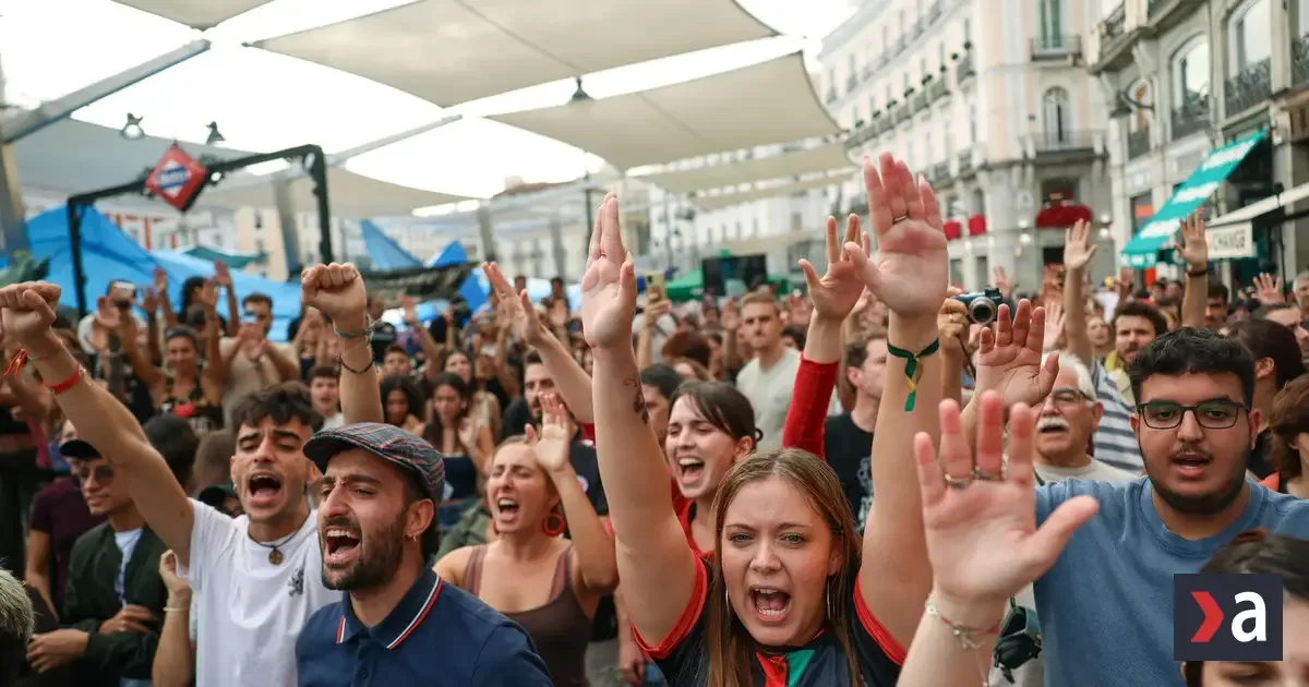 Španielsko otrasil prípad seniorky z Madridu. Po protestoch sa vráti do bytu
