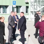 Staškov zatienil nemocnicu v Poprade, premiér žiada autoritu učiteľov
