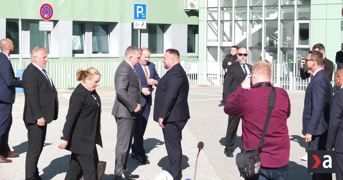 Staškov zatienil nemocnicu v Poprade, premiér žiada autoritu učiteľov