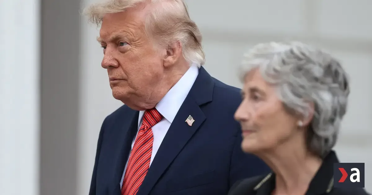 Trump je v Írsku. Stretne sa s premiérom aj prezidentkou a zahrá si golf