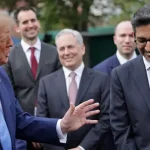 Trump nechá firmy regulovať AI. Dohoda nebude záväzná