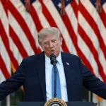 Trump rozbieha vlastnú televíziu uprostred sporov s novinármi