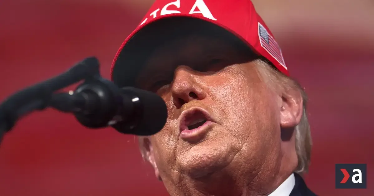 Trump zakázal CNN, Politicu a MS NOW do Bieleho domu, obvinil ich z klamstiev