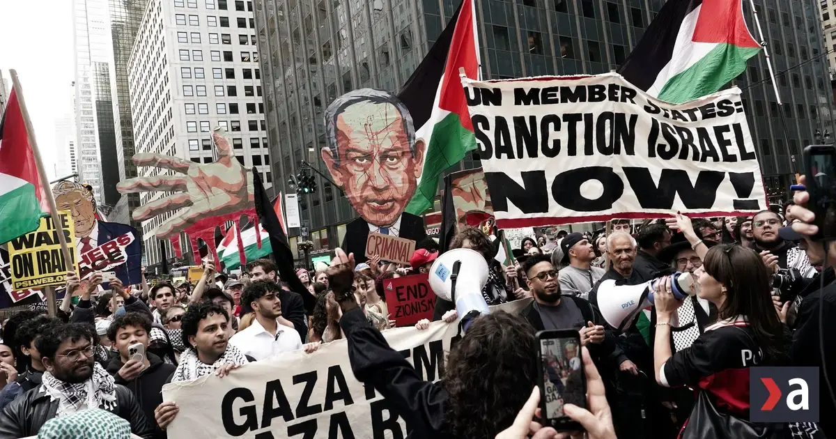 VIDEO: Newyorská polícia zadržala desiatky protestujúcich proti Netanjahuovi